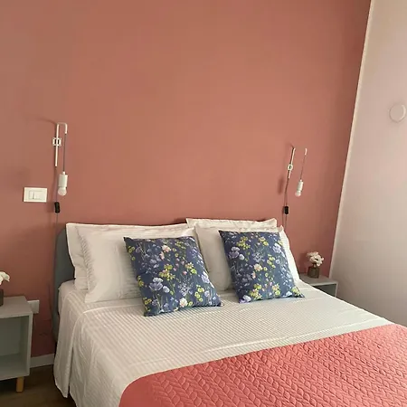 Soria Home-a Due Passi Da Centro E Mare Lägenhet *