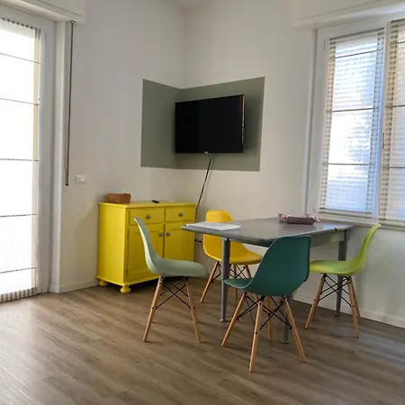 Soria Home-a Due Passi Da Centro E Mare פסארו